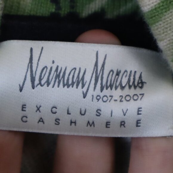 CASHMERE TOP L Neiman Marcus *FLAWED* Lightweight Sweater Green Abstract Boxy - Picture 3 of 7